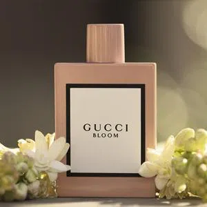 Gucci Bloom parfum 50ml (xüsusi qablaşdırma)