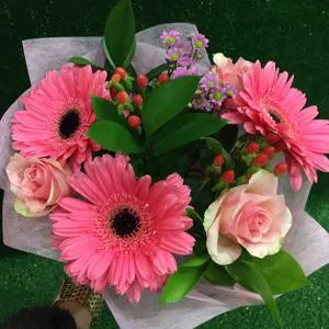 Simple and beautiful flowers - Flower Bouquet