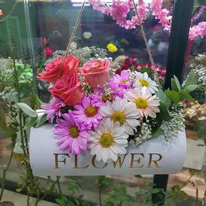 Сладкое и красочное - Коробка с цветами